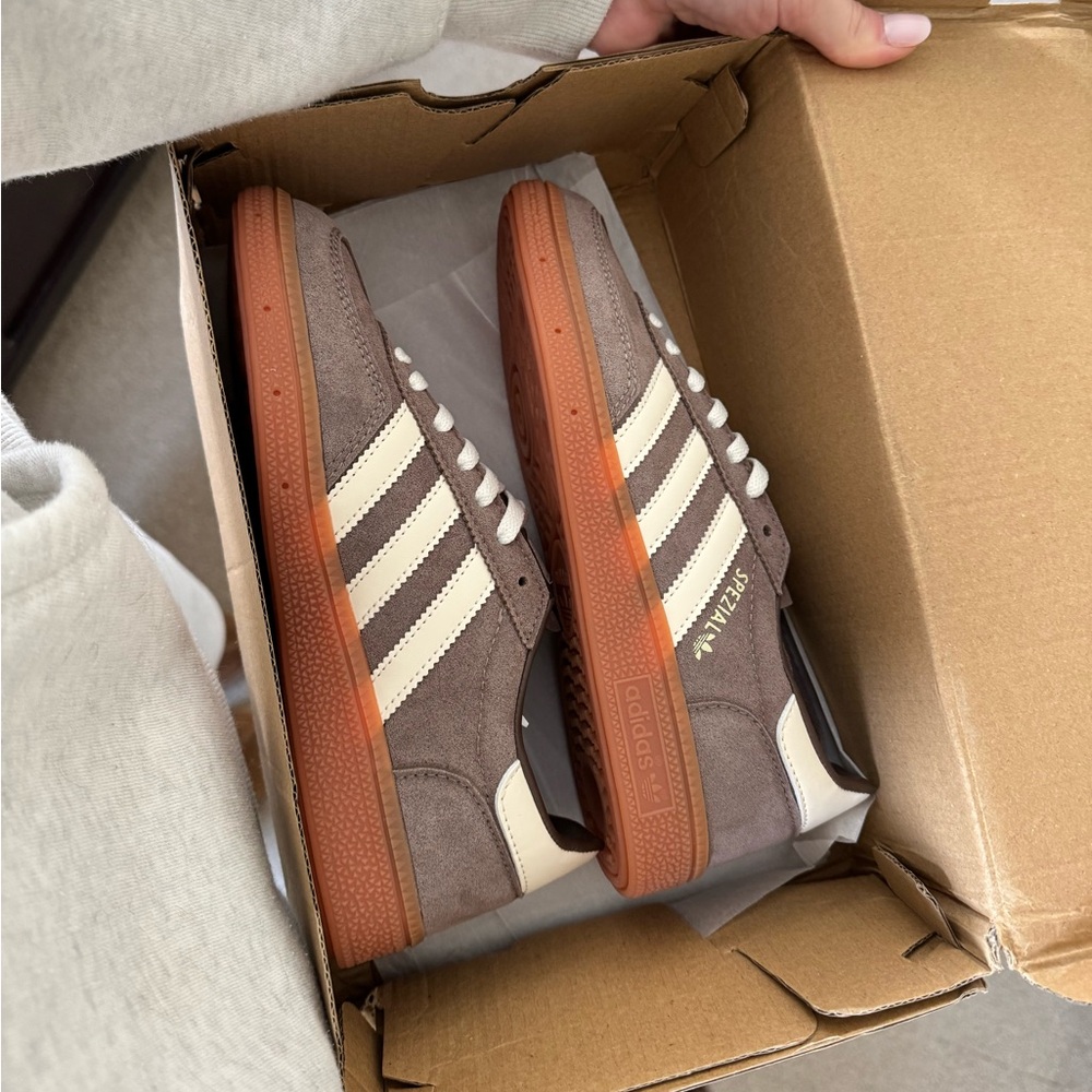 Adidas Sambas - Brown